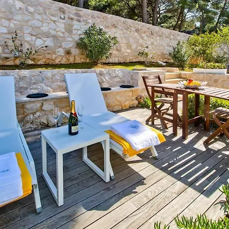 Apartment Madeleine Hvar