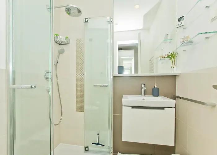 Madeleine Hvar * Хвар