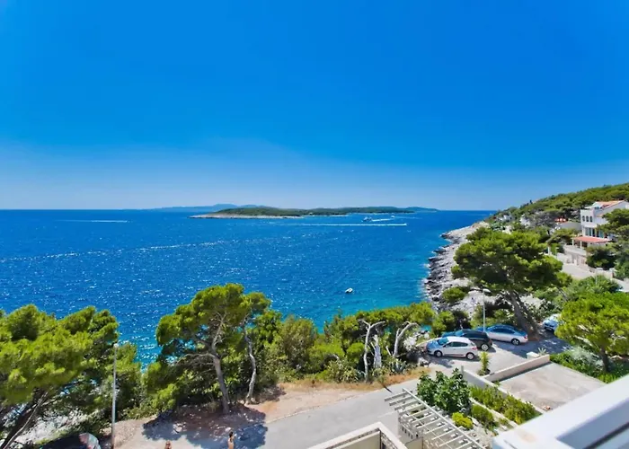 Madeleine Hvar Apartmán *